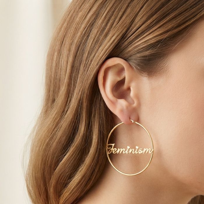 Feminism Creolen in Gold mit Herzchen von Bling Bling Feministas