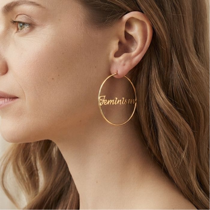 Feminism Creolen in Gold mit Herzchen von Bling Bling Feministas