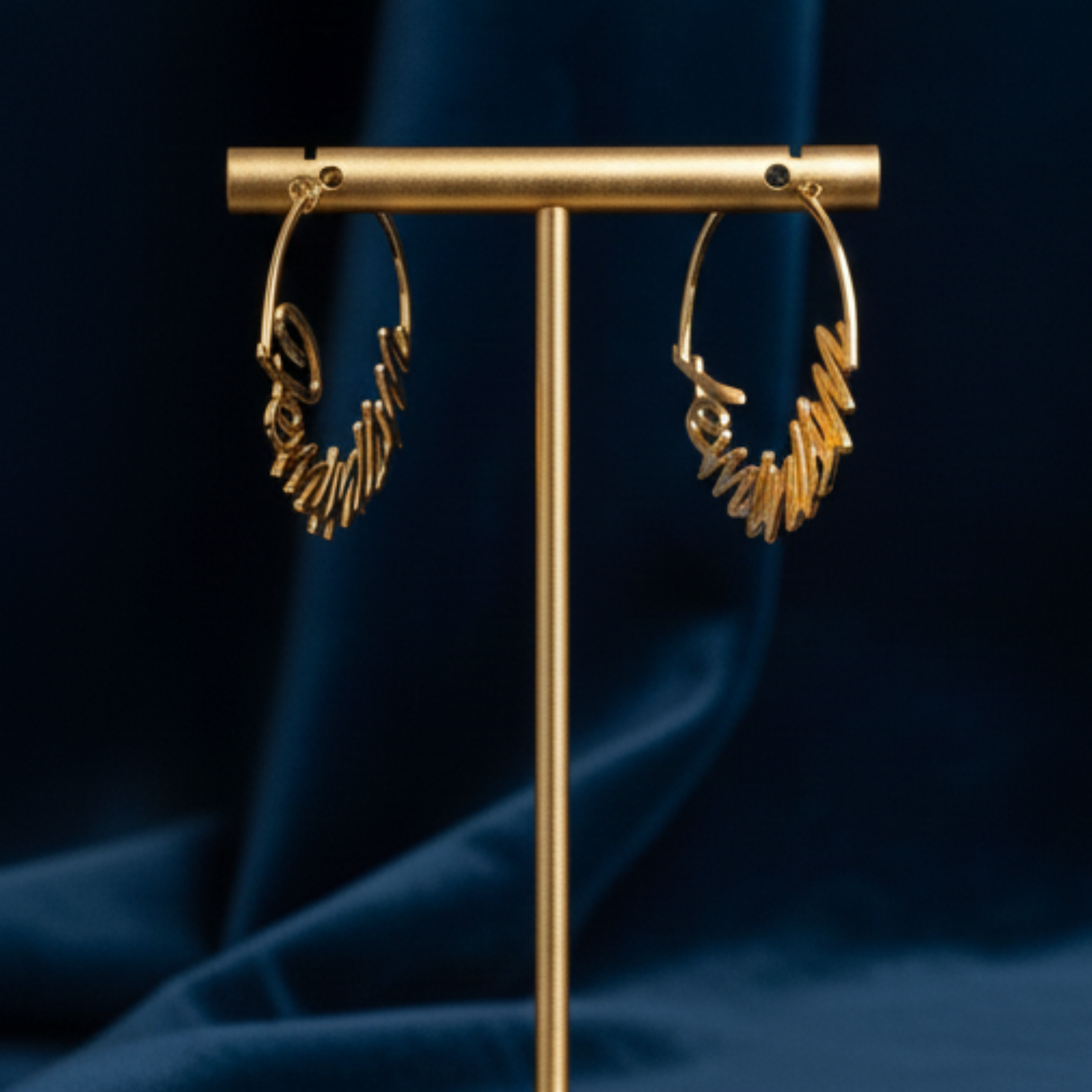 Feminism Creolen Hoops Gold