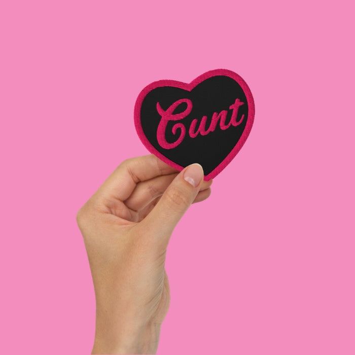 Cunt Aufnäher in Pink von Bling Bling Feministas