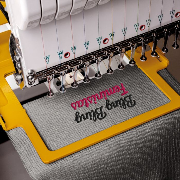 Bling Bling Feministas Beanie – besticktes feministisches Umschlagmütze aus Turbo-Acryl in Heather Grau, Baby Pink und Weiß