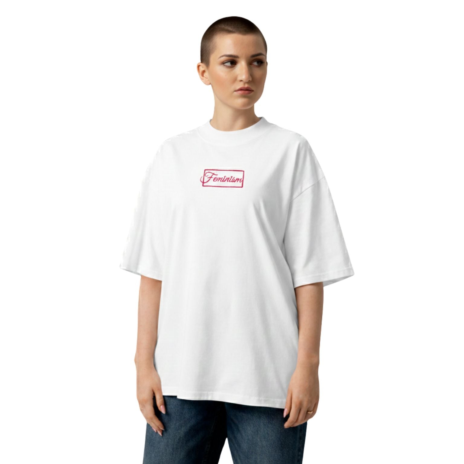 Feminism - bestickt pink - Oversized Unisex Bio-T-Shirt mit breitem Kragen