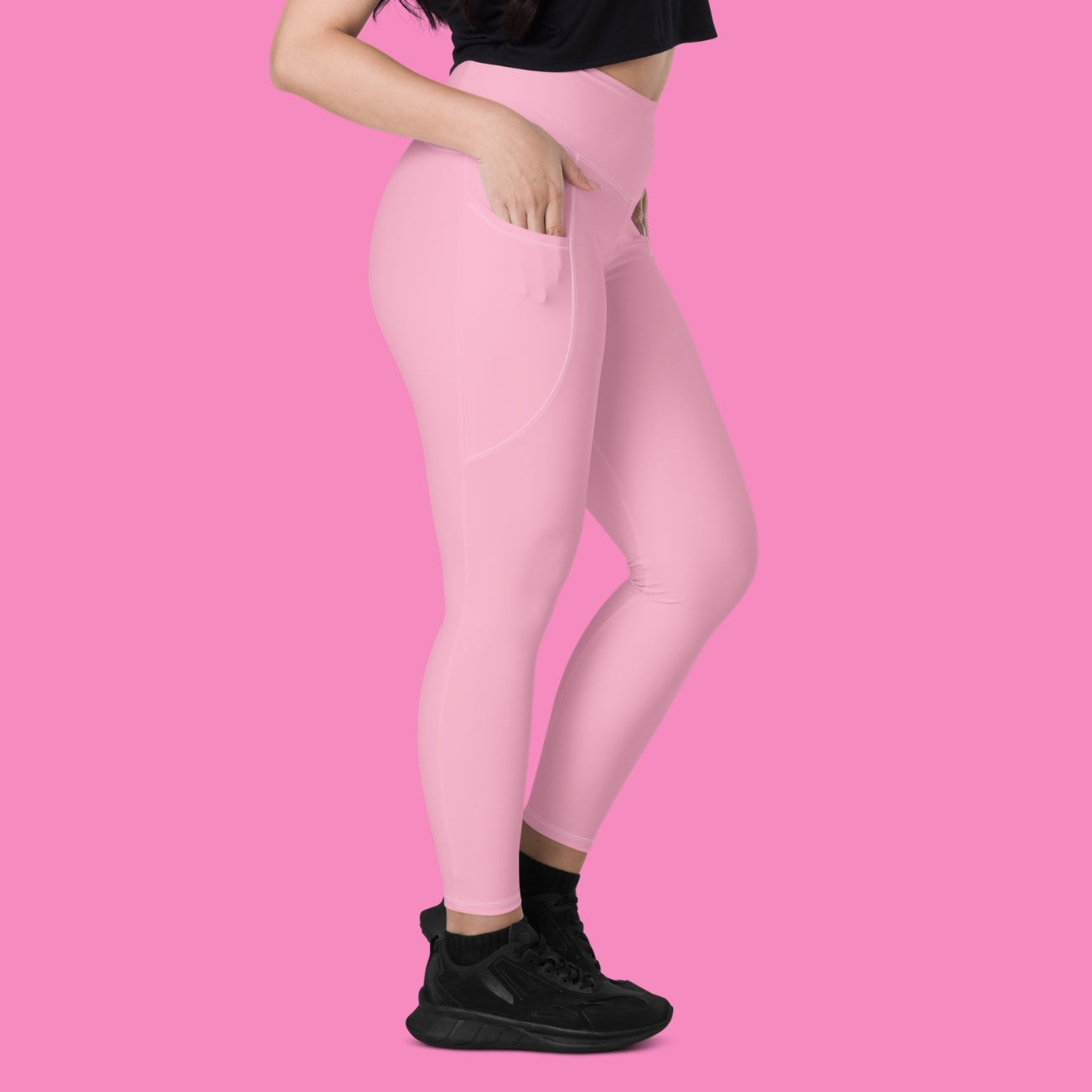 Pssy Pwr Leggings in Rosa mit Seitentaschen – feministische Recycling-Leggings mit hohem Bund – Bling Bling Feministas