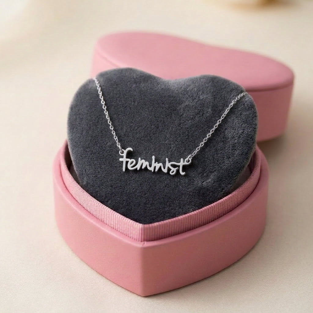 feminist - Statement politische Halskette in silber und gold von Bling Bling Feministas