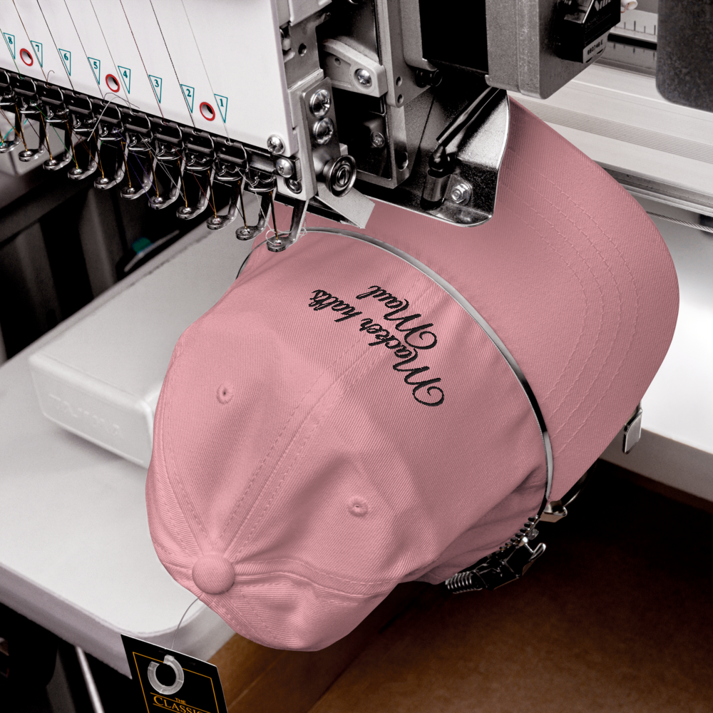 Macker halts Maul Cap - bestickt