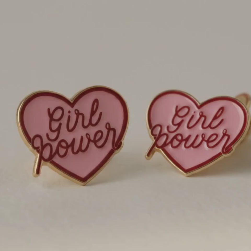 Produktvideo: Girl Power Emaille Pin von Bling Bling Feministas