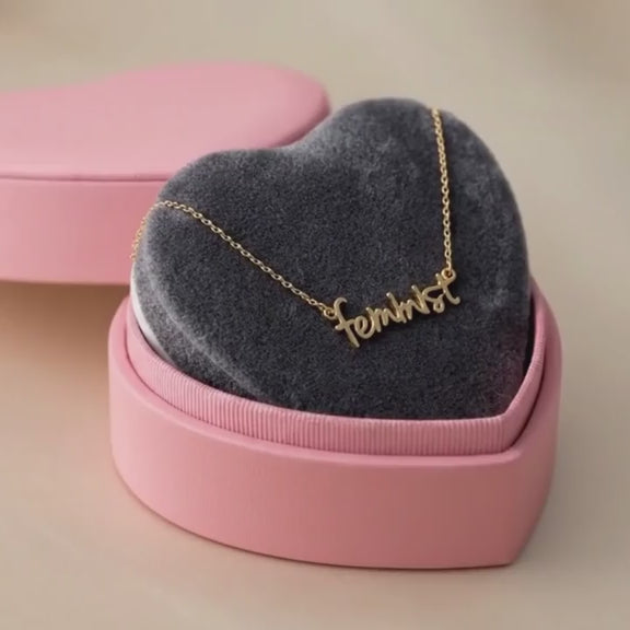 Produktvideo: feminist - Statement politische Halskette in silber und gold von Bling Bling Feministas